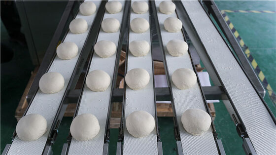 Tortilla Productielijn met één of drie lagen koelsysteem, met een minimale dikte van 0,5 mm en een energieverbruik van 15-30 KW Tortilla Machine