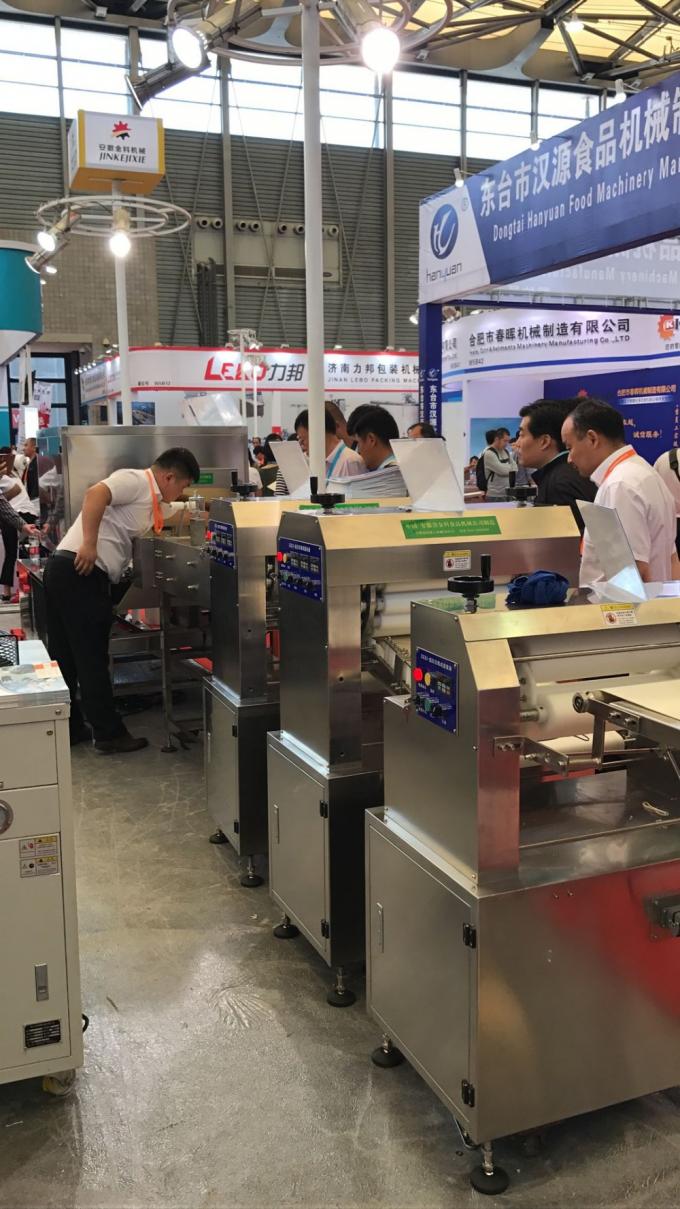 Voedselindustrie 900pcs/h 150mm de Commerciële Machine van de Graantortilla 4