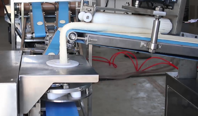 Laag Energie Hoge Snelheid 2000 stuks/u Tortilla Maker Machine 6